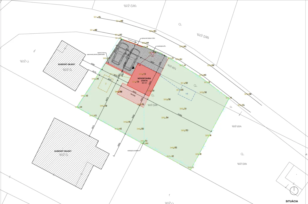 Situácia pozemku s osadením rekreačnej chaty na svahovitom pozemku v Budatíne s orientáciou na juhovýchod.